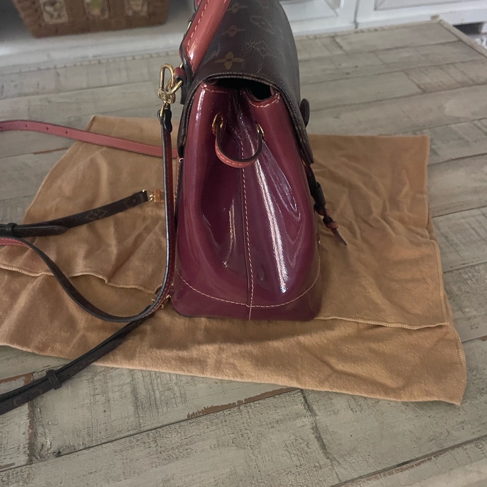 Louis Vuitton Hot Springs Vernis Patent Leather + Monogram Backpack Vieux Rose - Picture 6 of 14